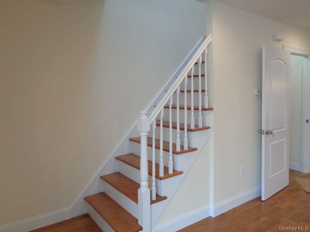 2958 Radcliff Avenue, Bronx, NY 10469