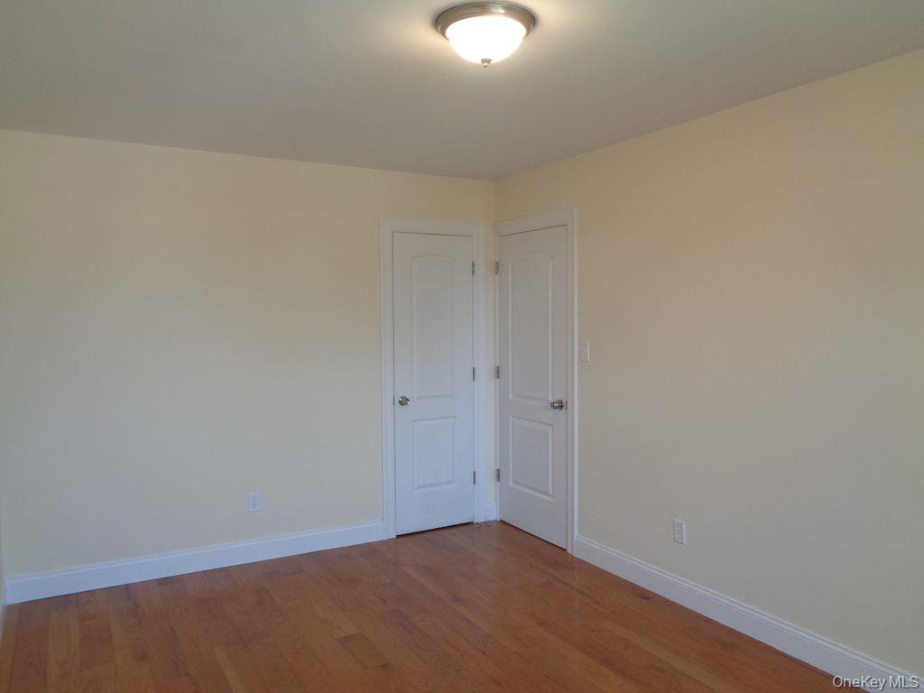 2958 Radcliff Avenue, Bronx, NY 10469