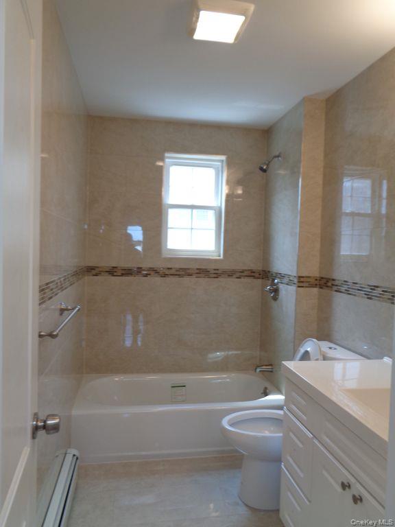 2958 Radcliff Avenue, Bronx, NY 10469