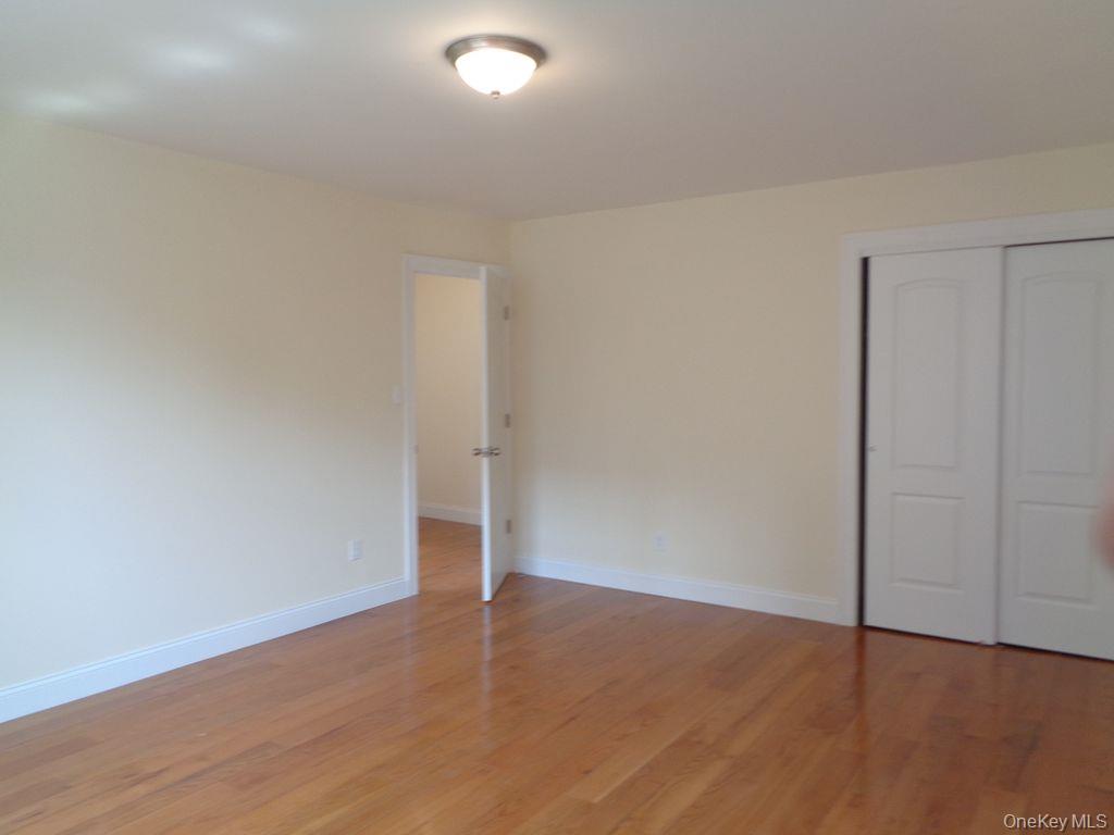 2958 Radcliff Avenue, Bronx, NY 10469