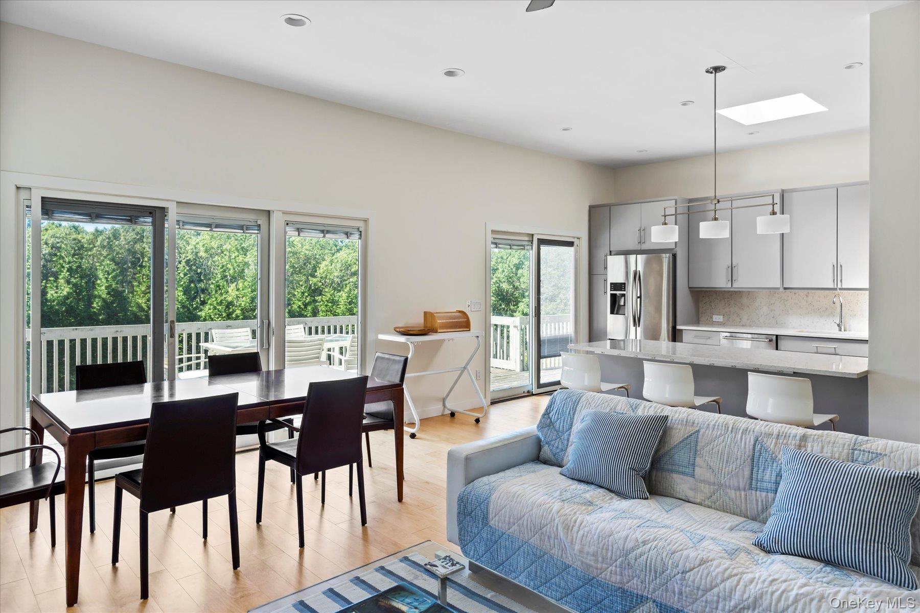 11 Deer Trail Road, Southampton, NY 11968