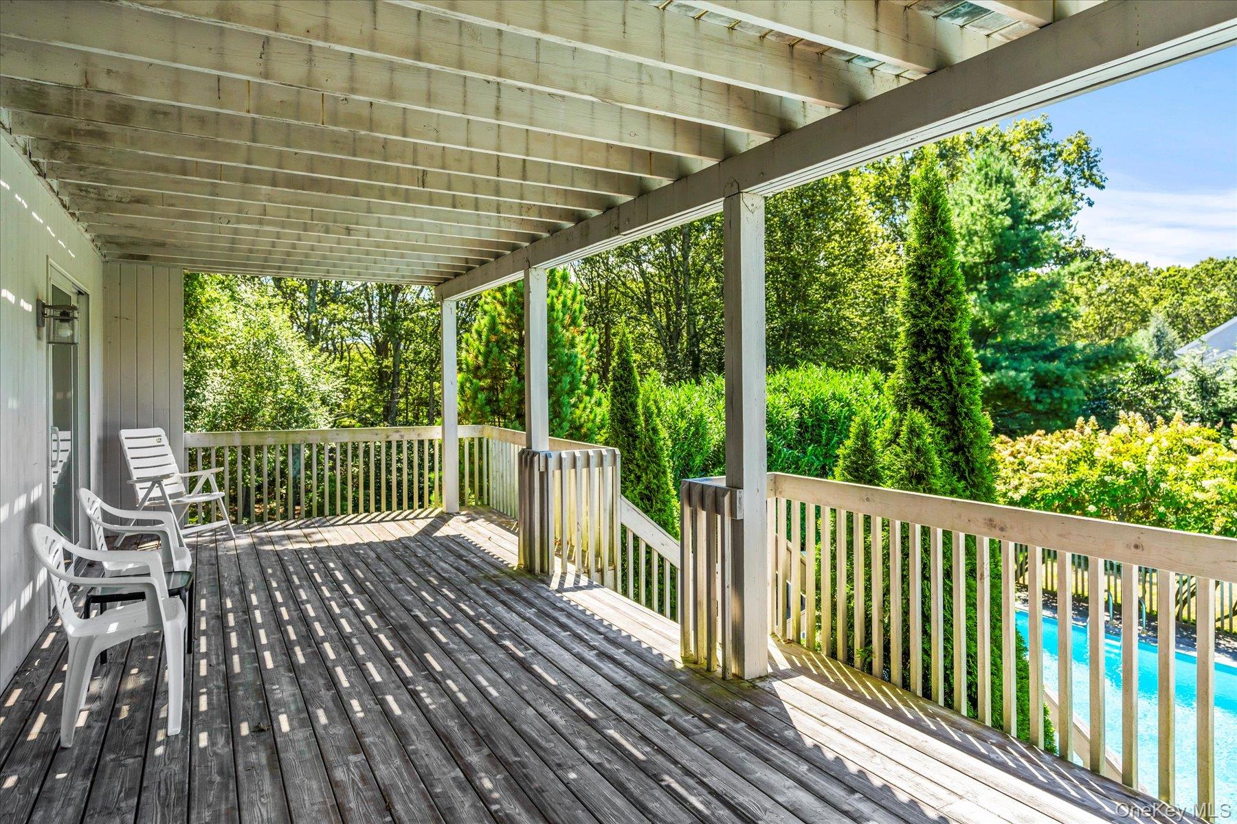 11 Deer Trail Road, Southampton, NY 11968