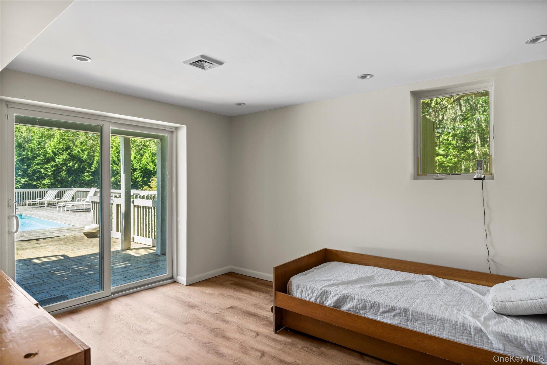 11 Deer Trail Road, Southampton, NY 11968