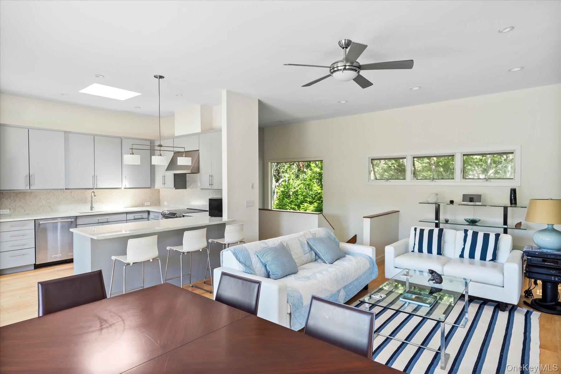 11 Deer Trail Road, Southampton, NY 11968