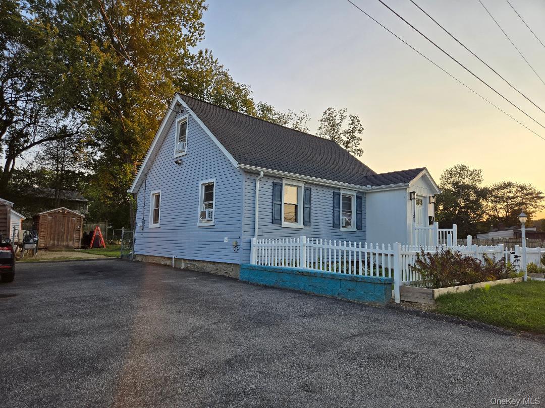 6 Dellacona Road, Carmel, NY 10512