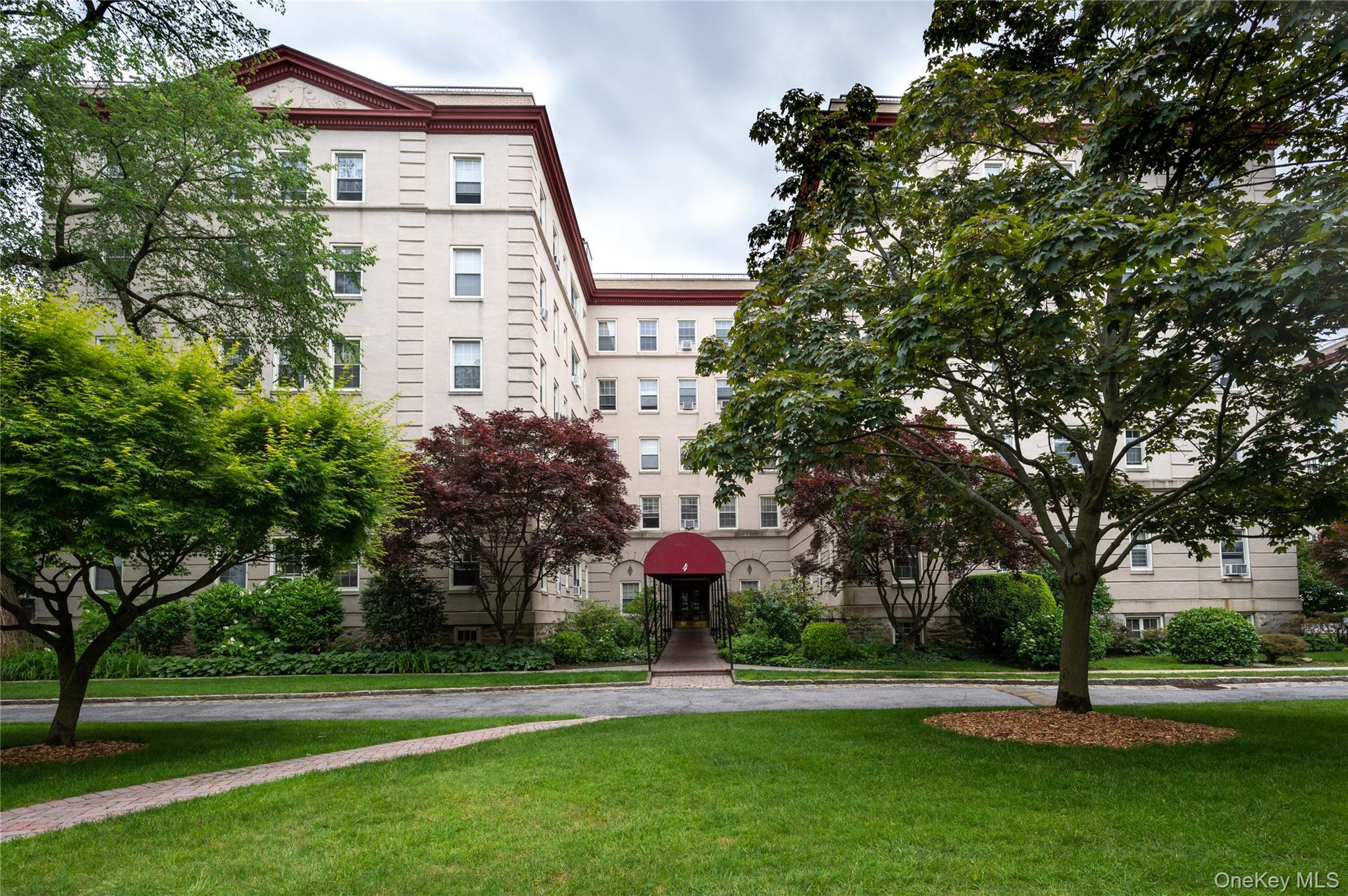 4 Park Lane # 1C, Mount Vernon, NY 10552