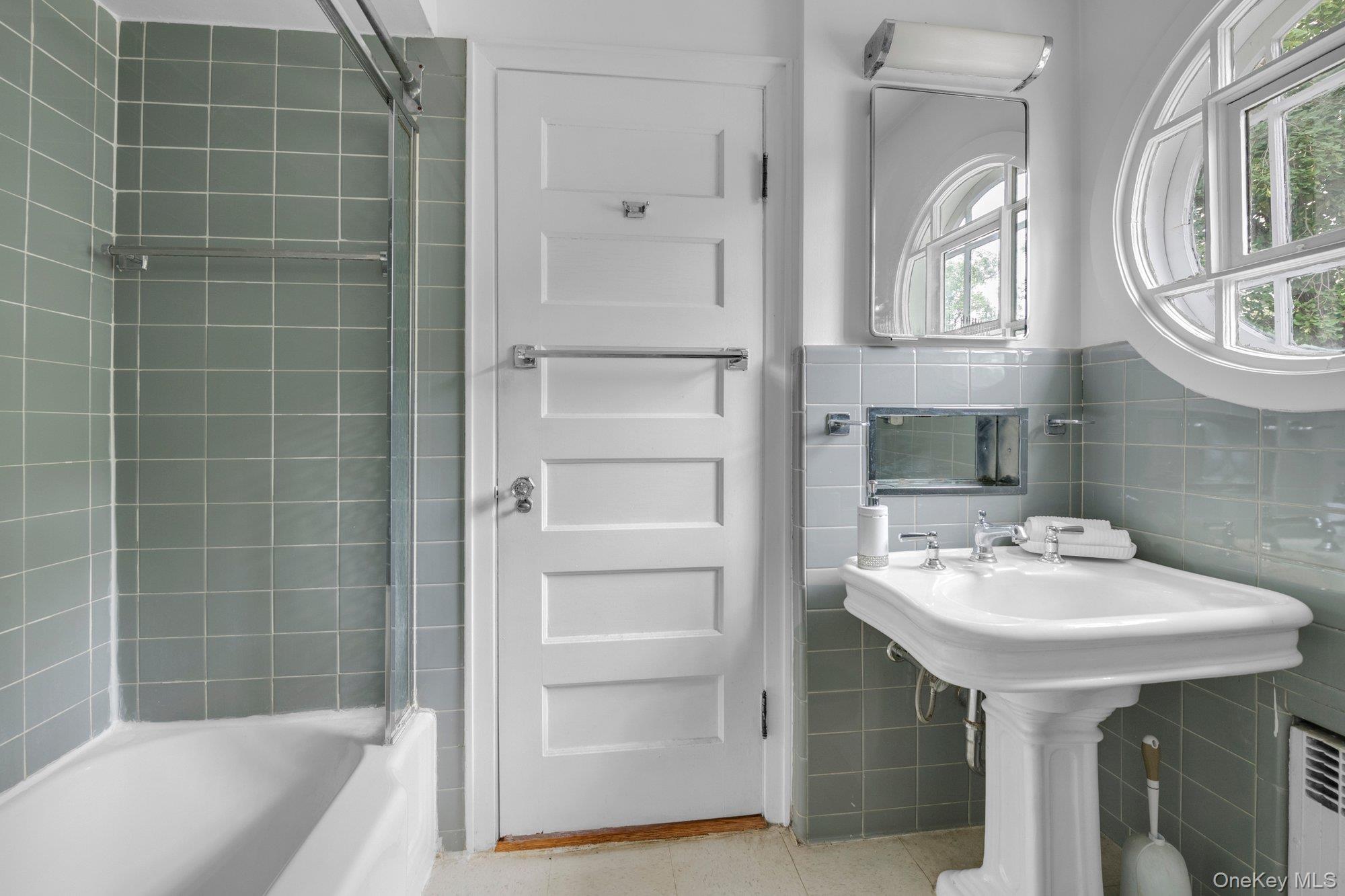 84 Nassau Boulevard, Garden City, NY 11530