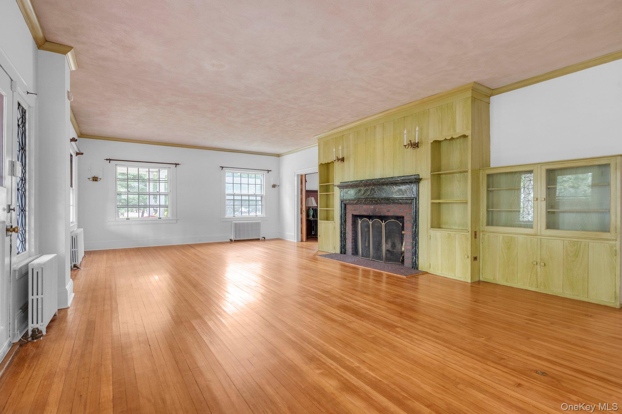 84 Nassau Boulevard, Garden City, NY 11530