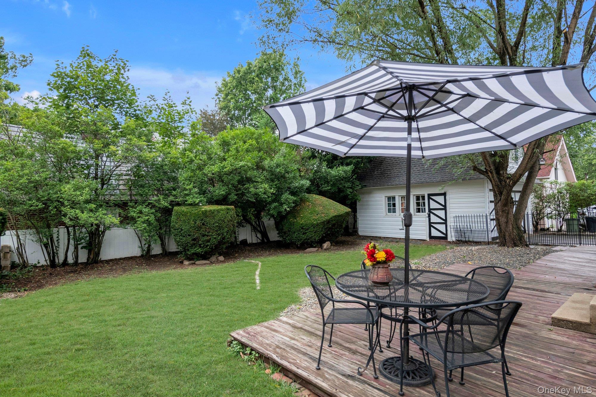 84 Nassau Boulevard, Garden City, NY 11530