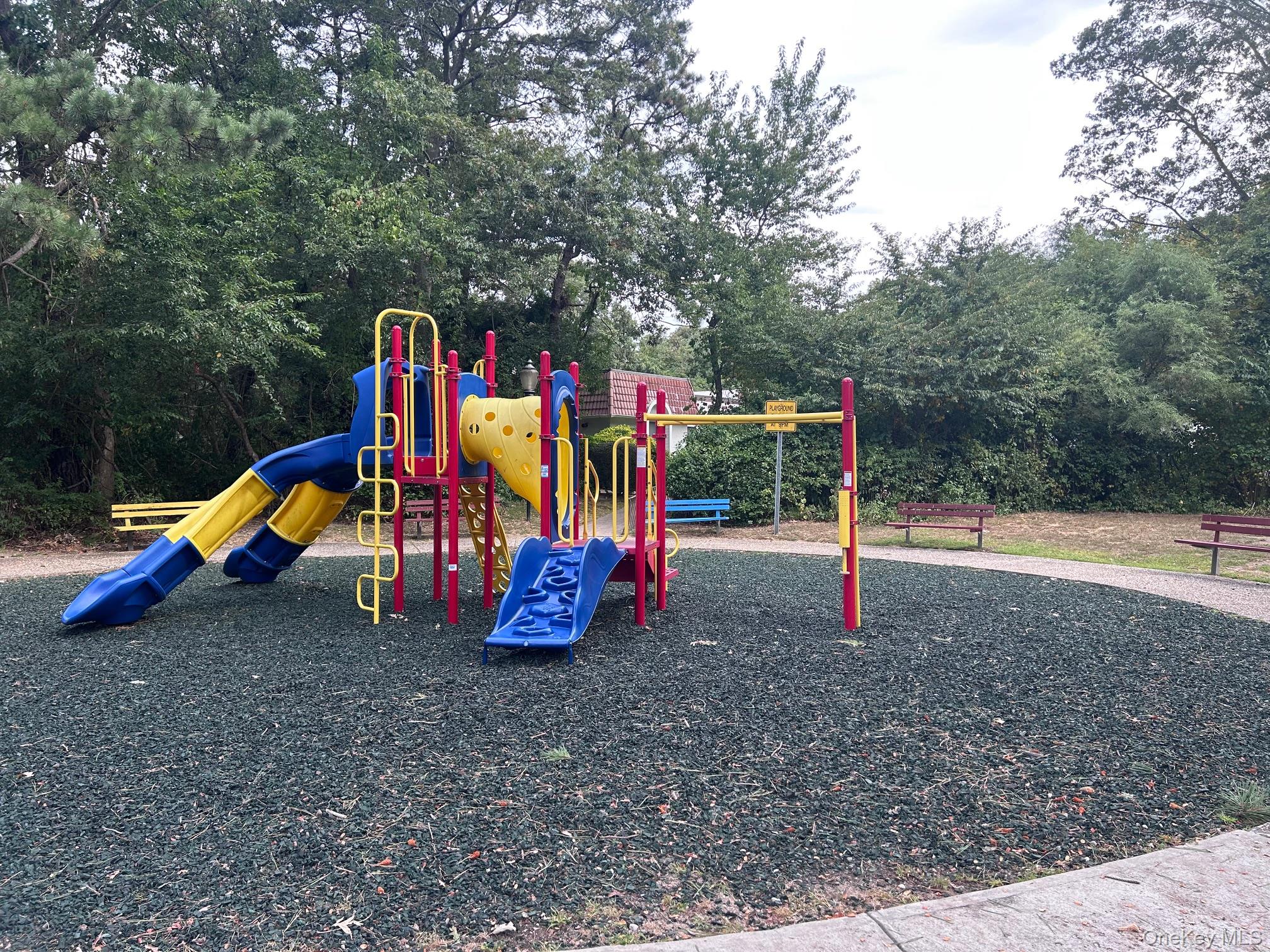 409 Birchwood Road, Medford, NY 11763