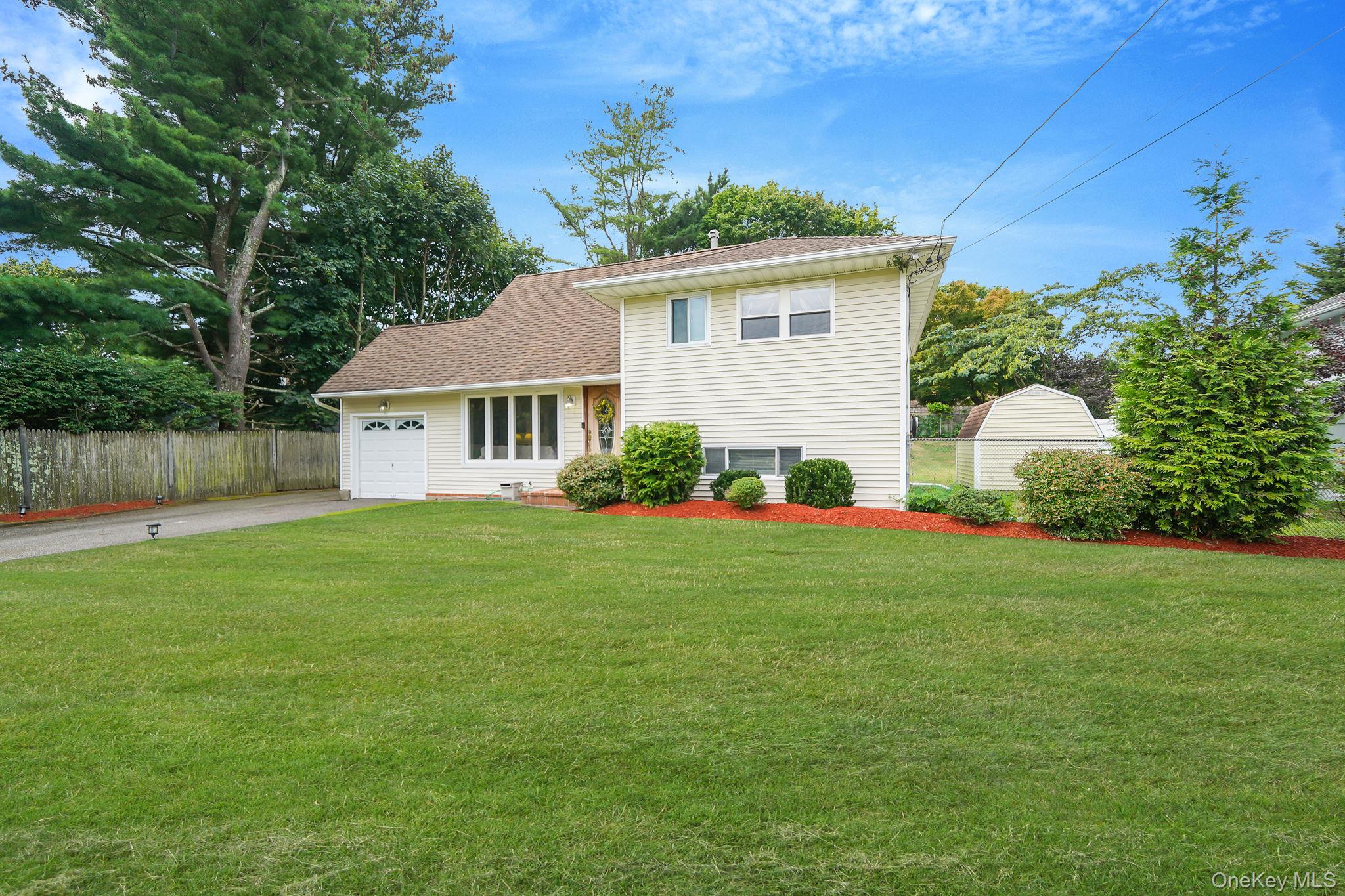 41 Wiltshire Drive, Commack, NY 11725