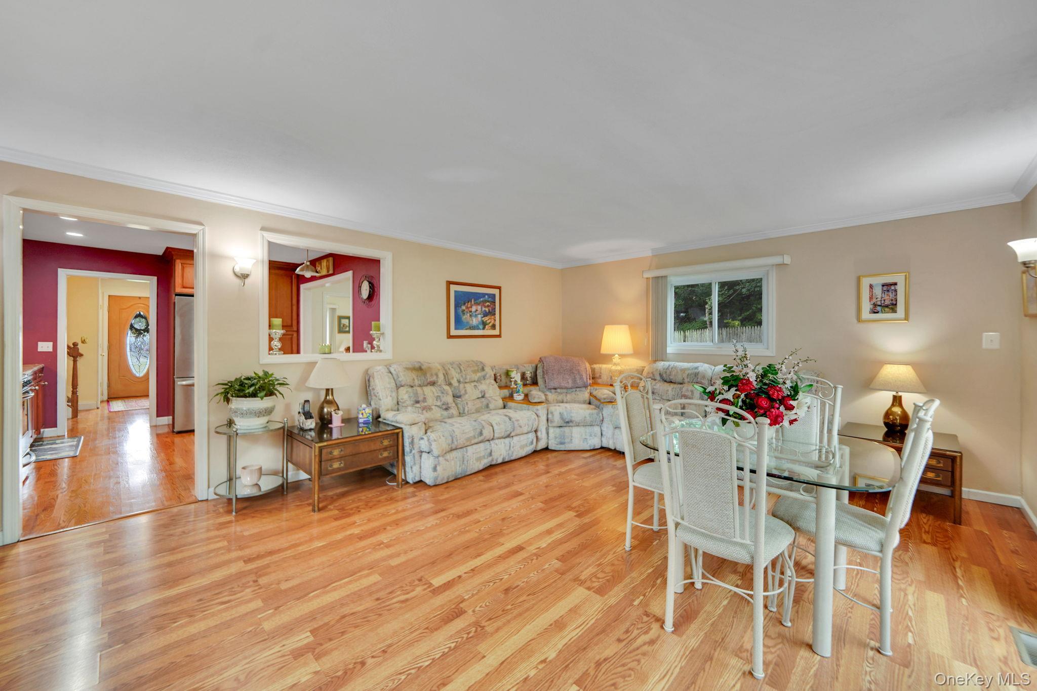 41 Wiltshire Drive, Commack, NY 11725