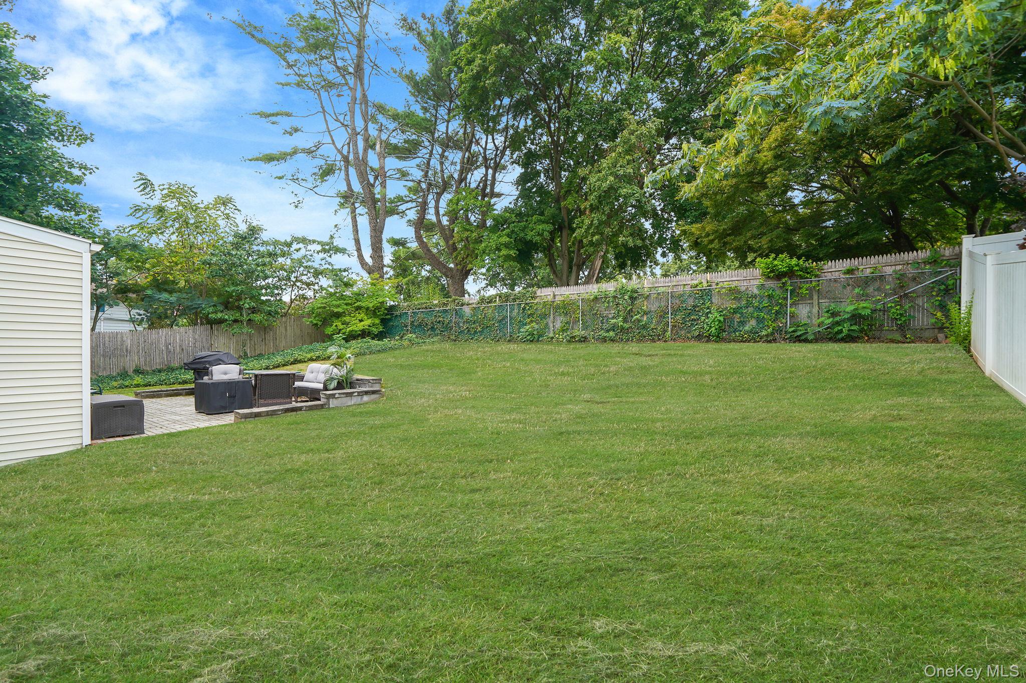 41 Wiltshire Drive, Commack, NY 11725