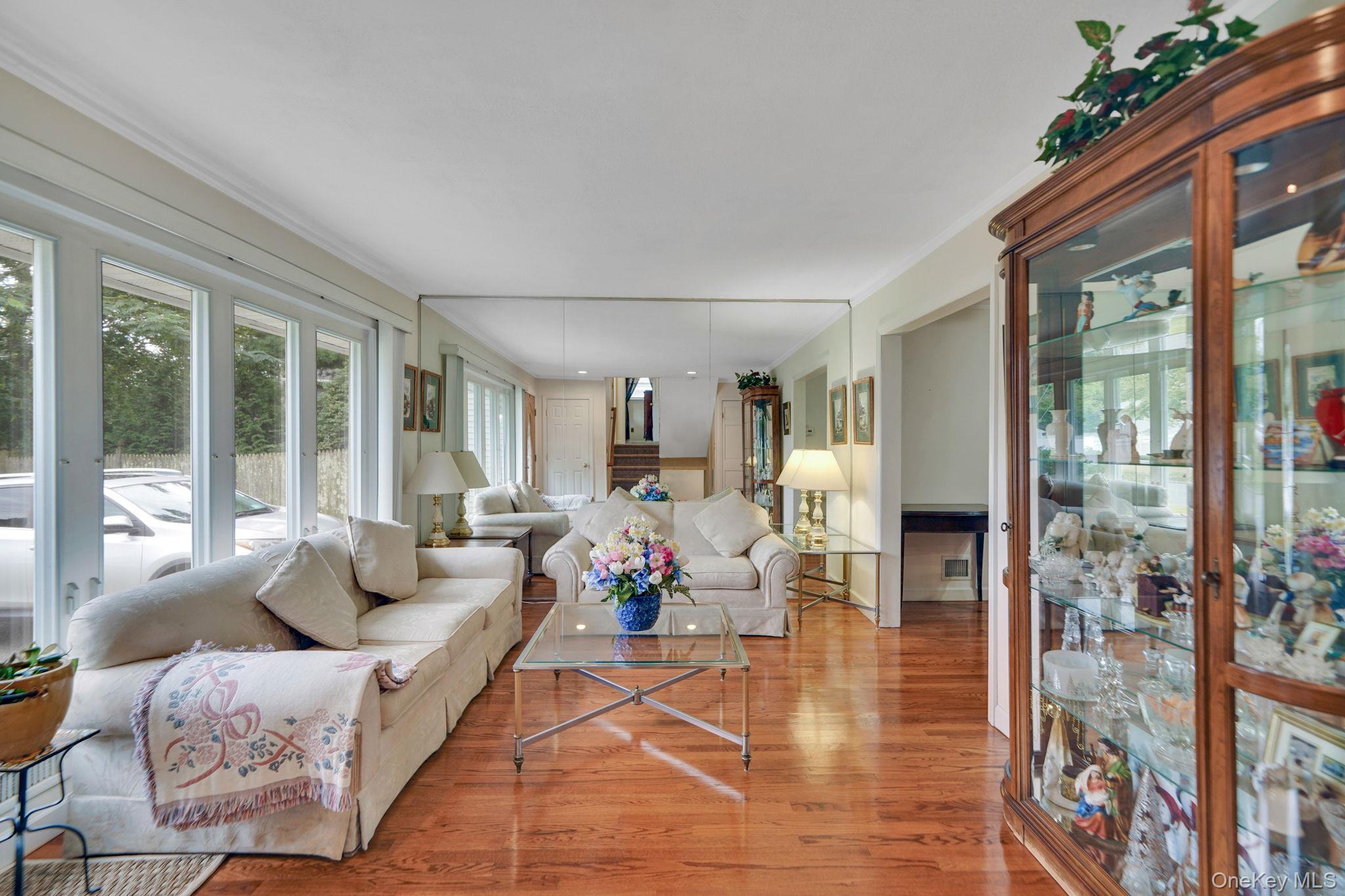 41 Wiltshire Drive, Commack, NY 11725