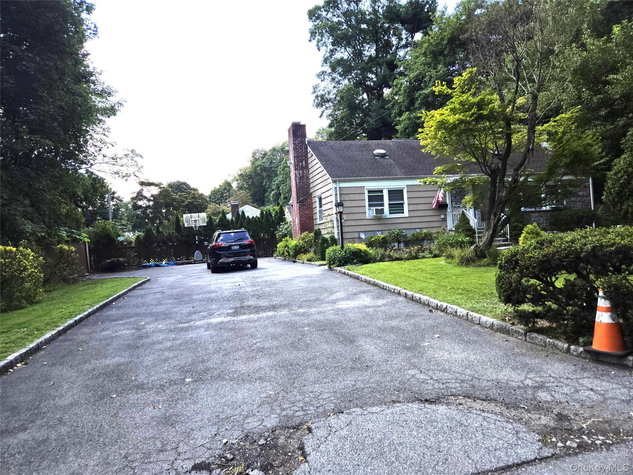 810 Fenimore Road, Mamaroneck, NY 10543