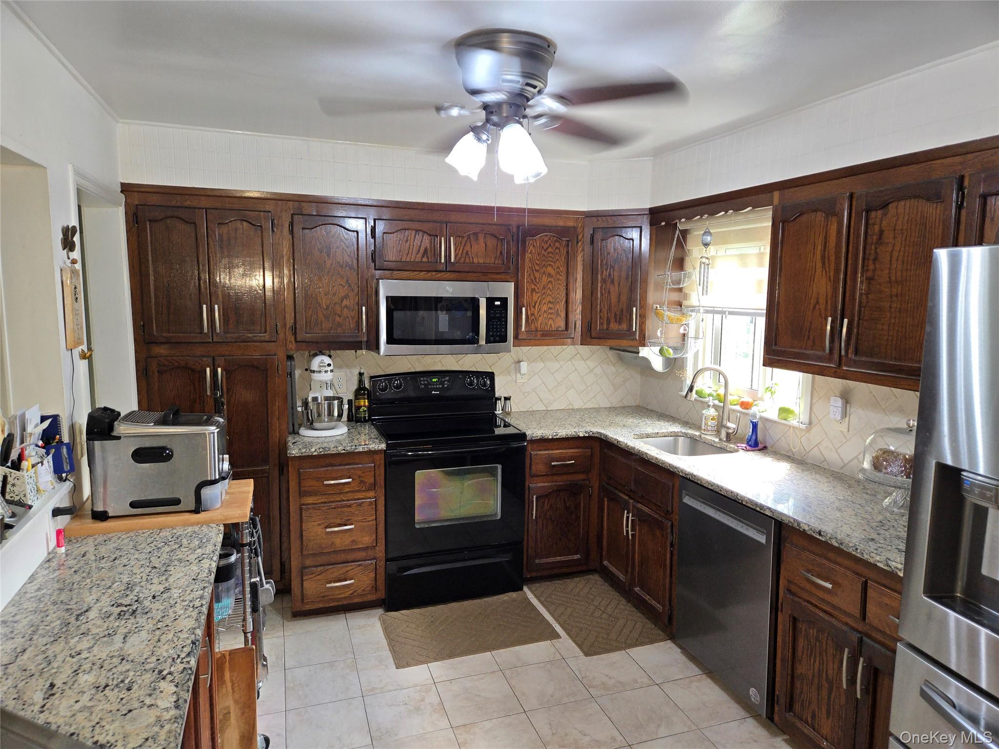 810 Fenimore Road, Mamaroneck, NY 10543