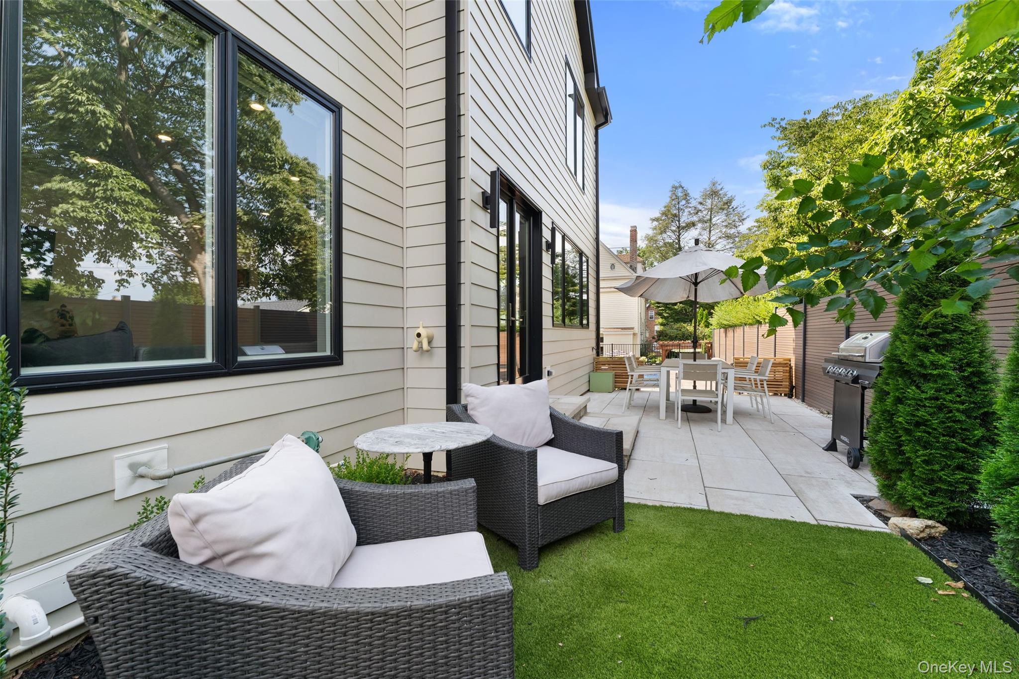 11 Castle Street, Bronxville, NY 10708