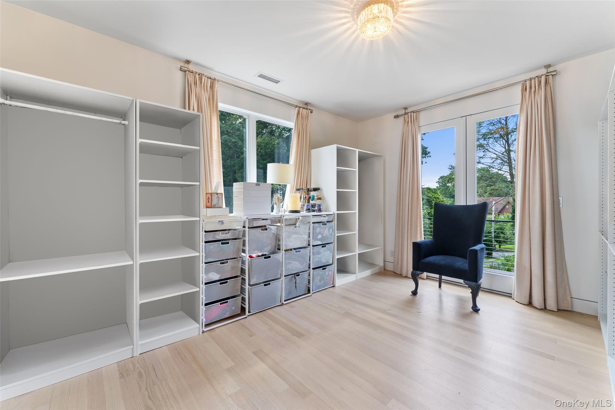 11 Castle Street, Bronxville, NY 10708