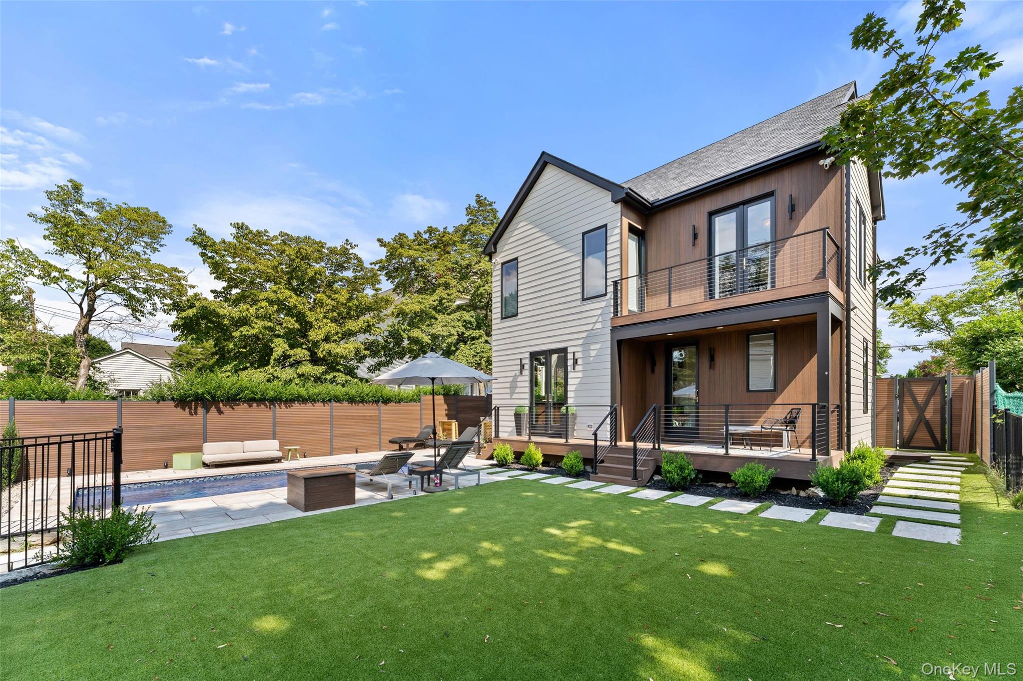 11 Castle Street, Bronxville, NY 10708