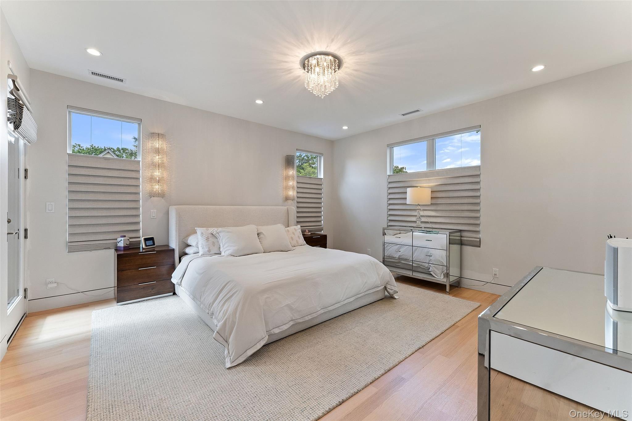 11 Castle Street, Bronxville, NY 10708