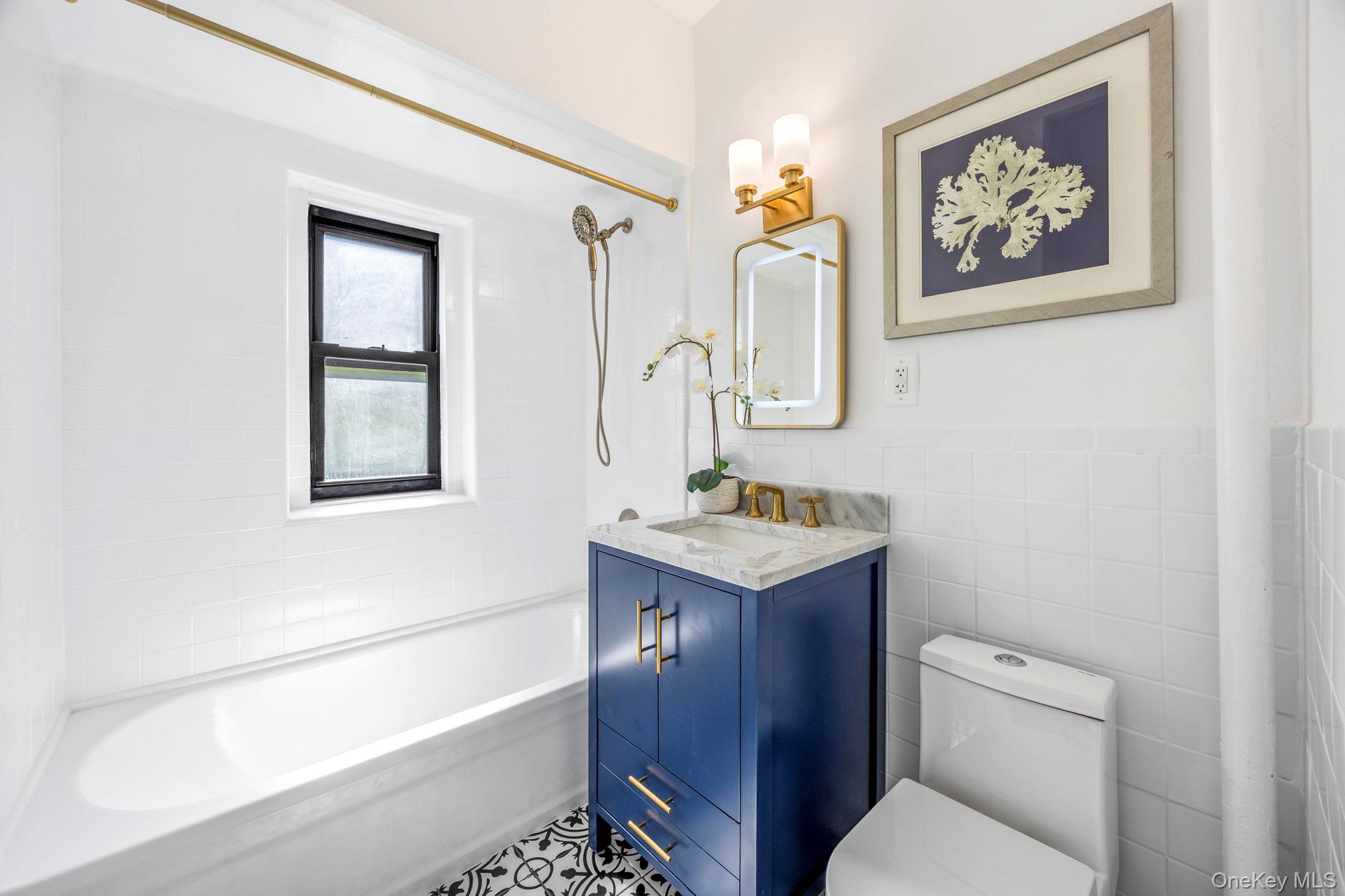 9205 Whitney Avenue # A42, Elmhurst, NY 11373