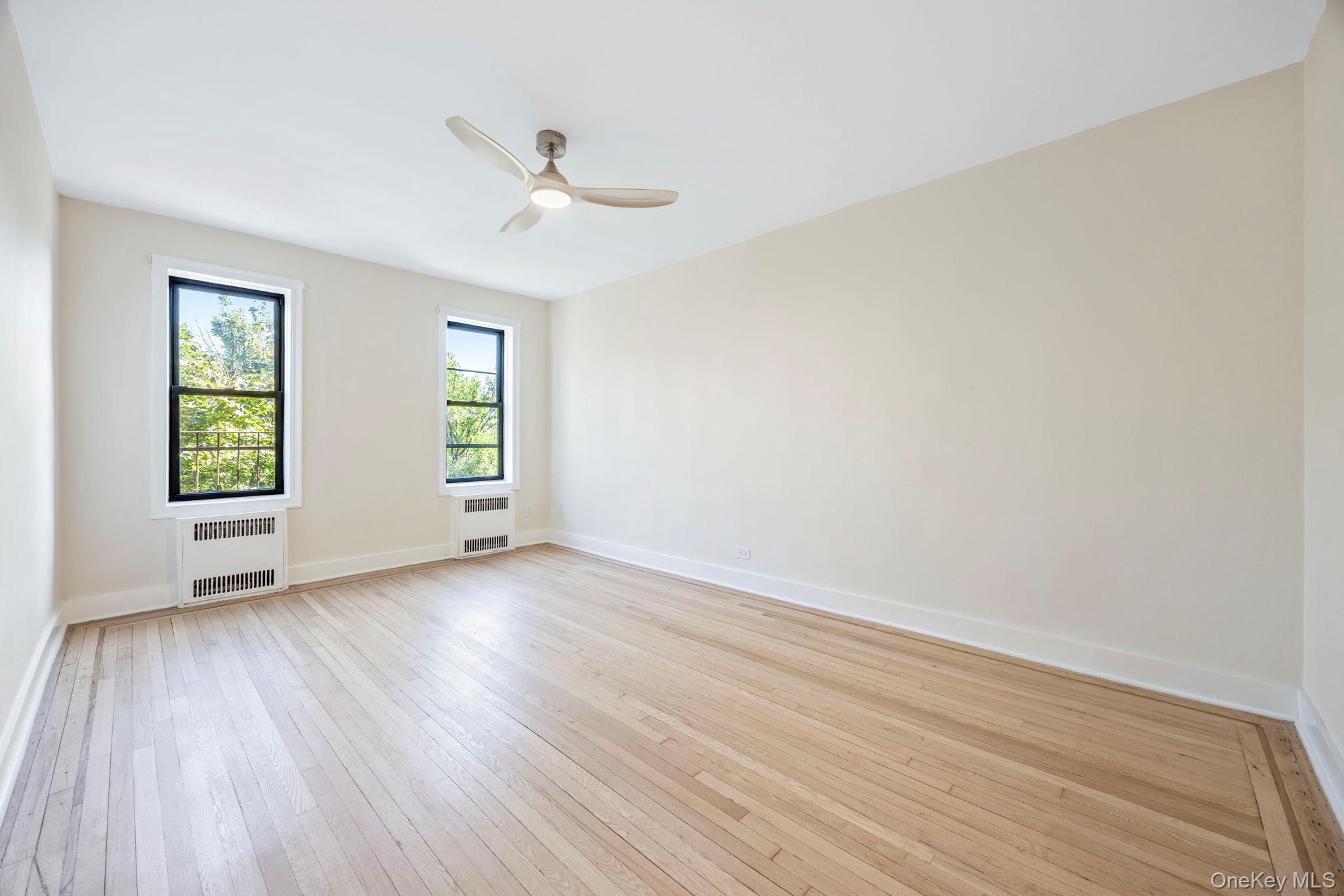 9205 Whitney Avenue # A42, Elmhurst, NY 11373