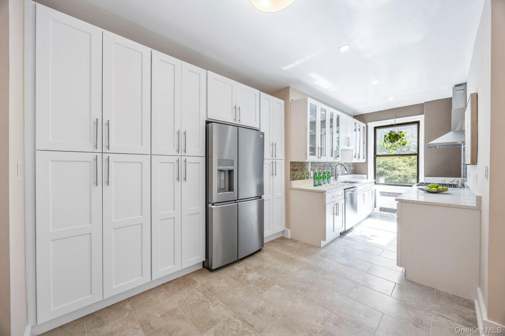 9205 Whitney Avenue # A42, Elmhurst, NY 11373