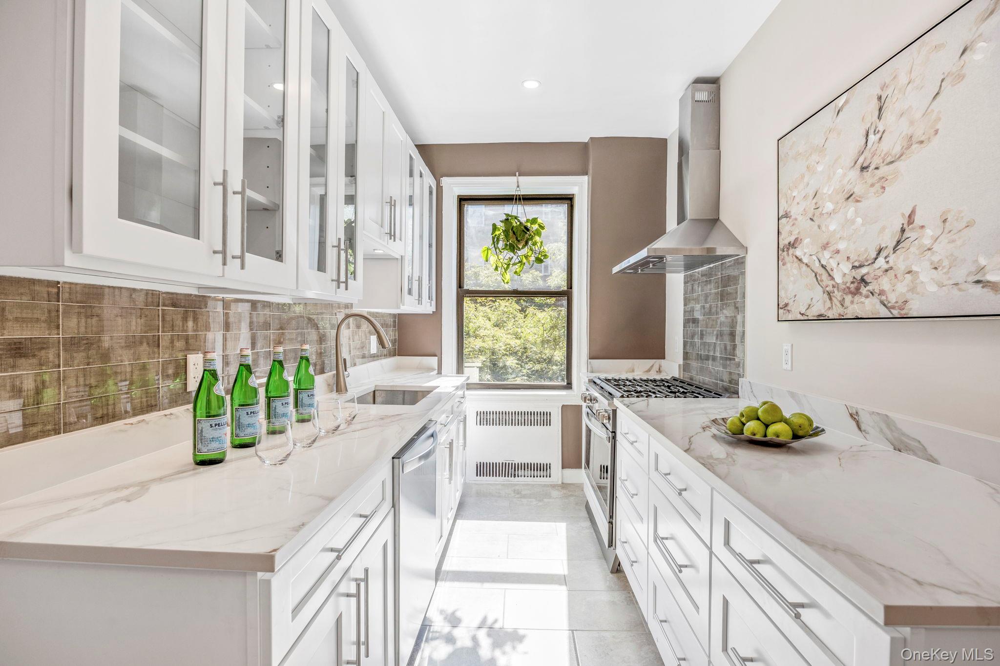 9205 Whitney Avenue # A42, Elmhurst, NY 11373