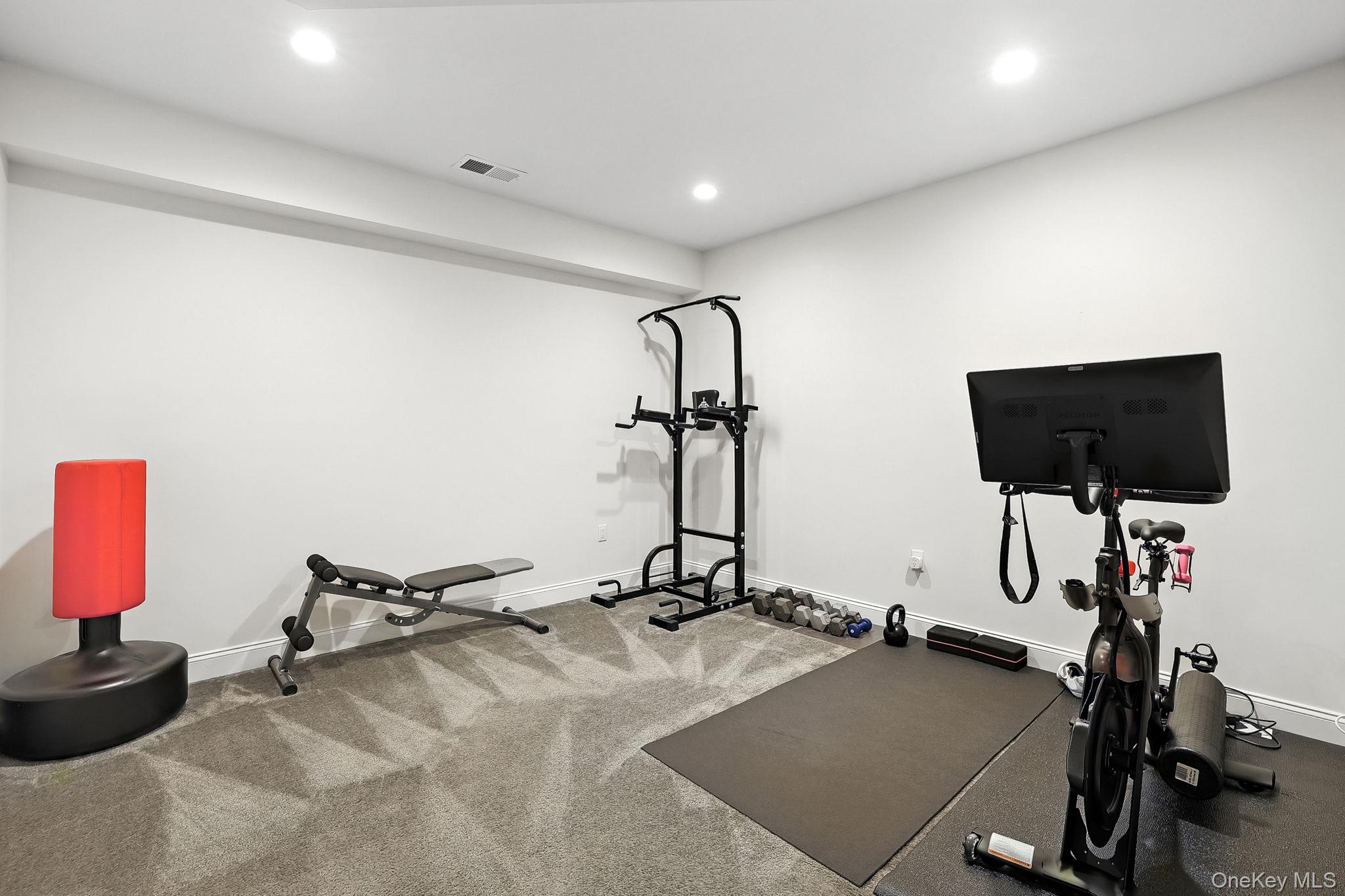 30 Dennis Lane, Pleasantville, NY 10570