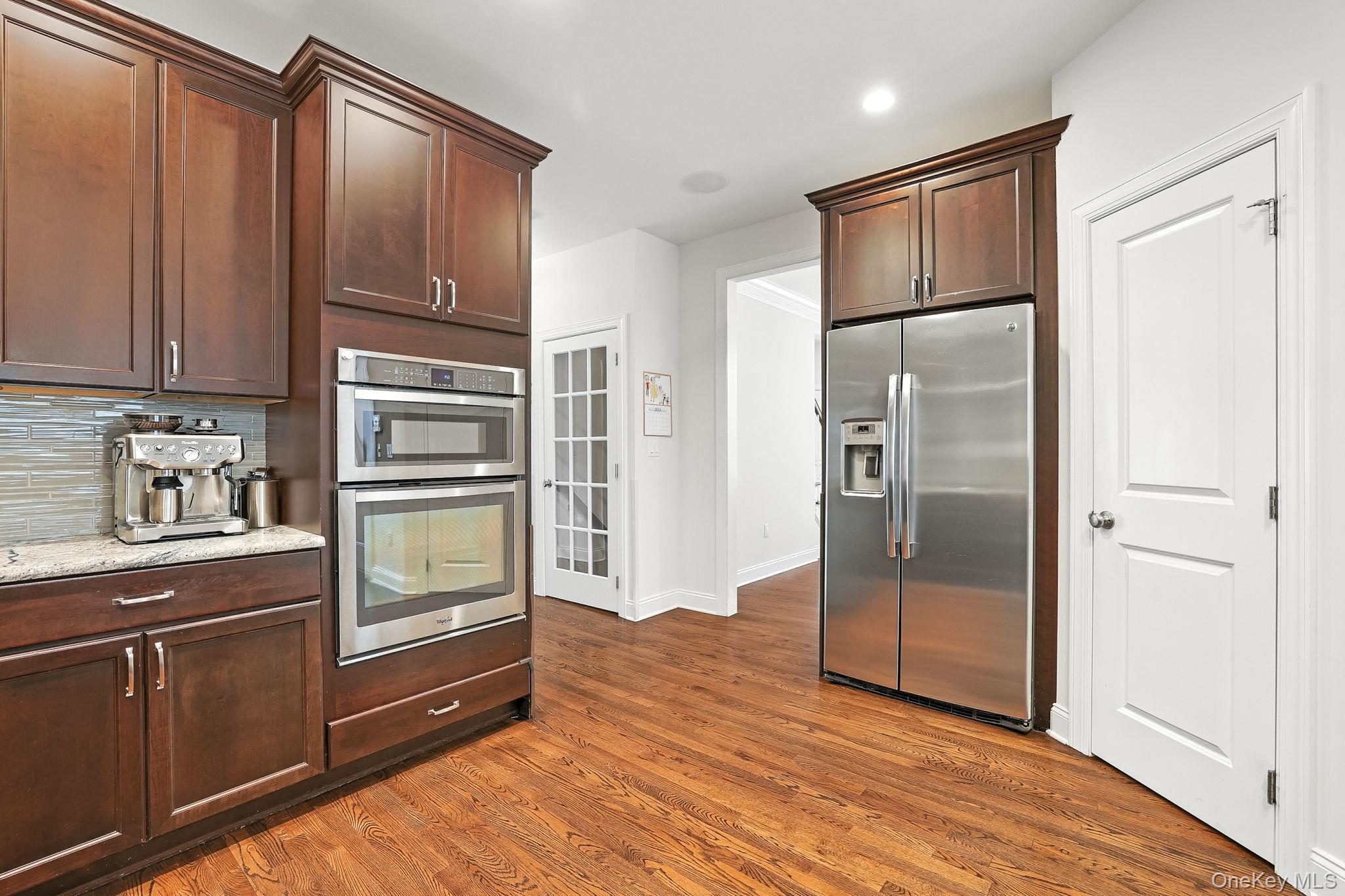 30 Dennis Lane, Pleasantville, NY 10570