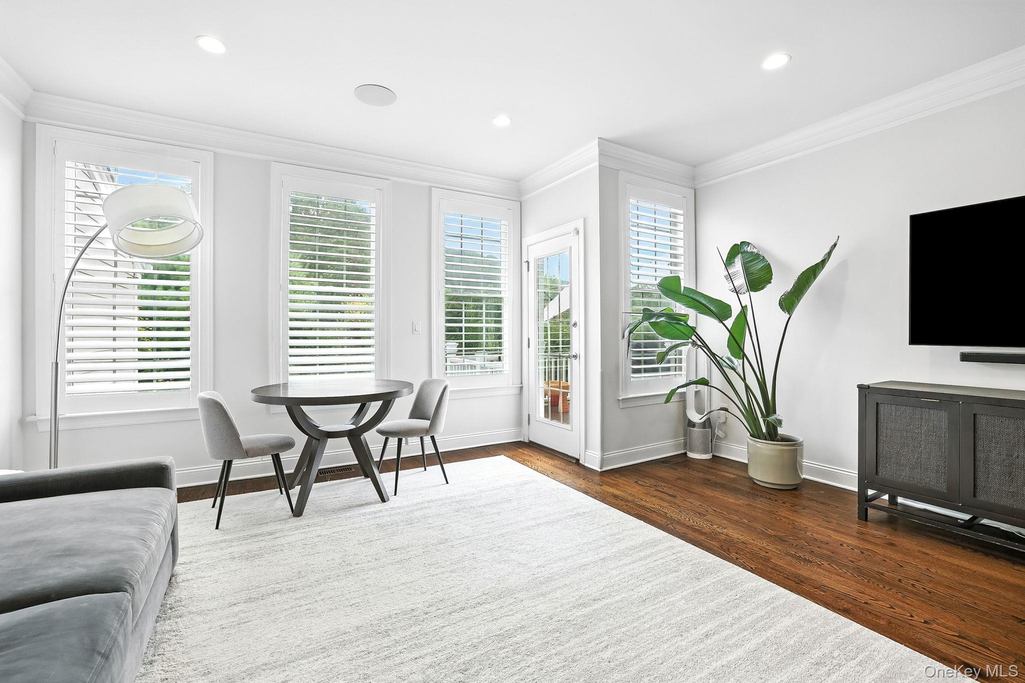 30 Dennis Lane, Pleasantville, NY 10570