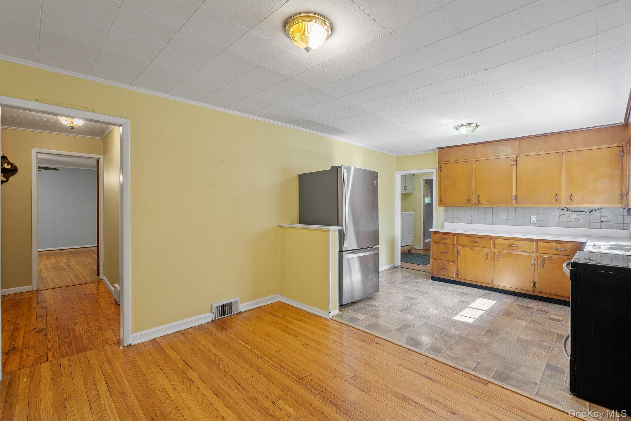 40 Glen Avenue, Dover Plains, NY 12522