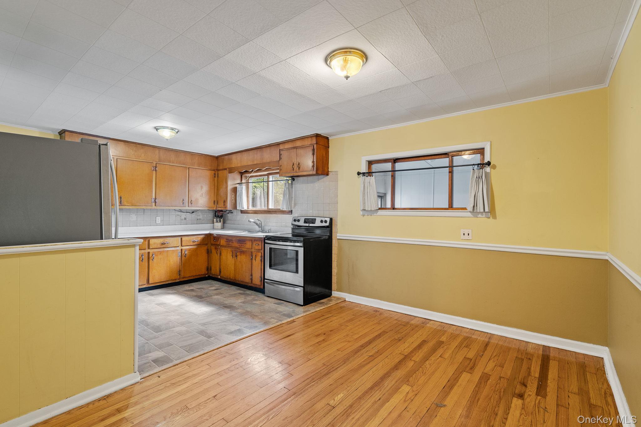 40 Glen Avenue, Dover Plains, NY 12522