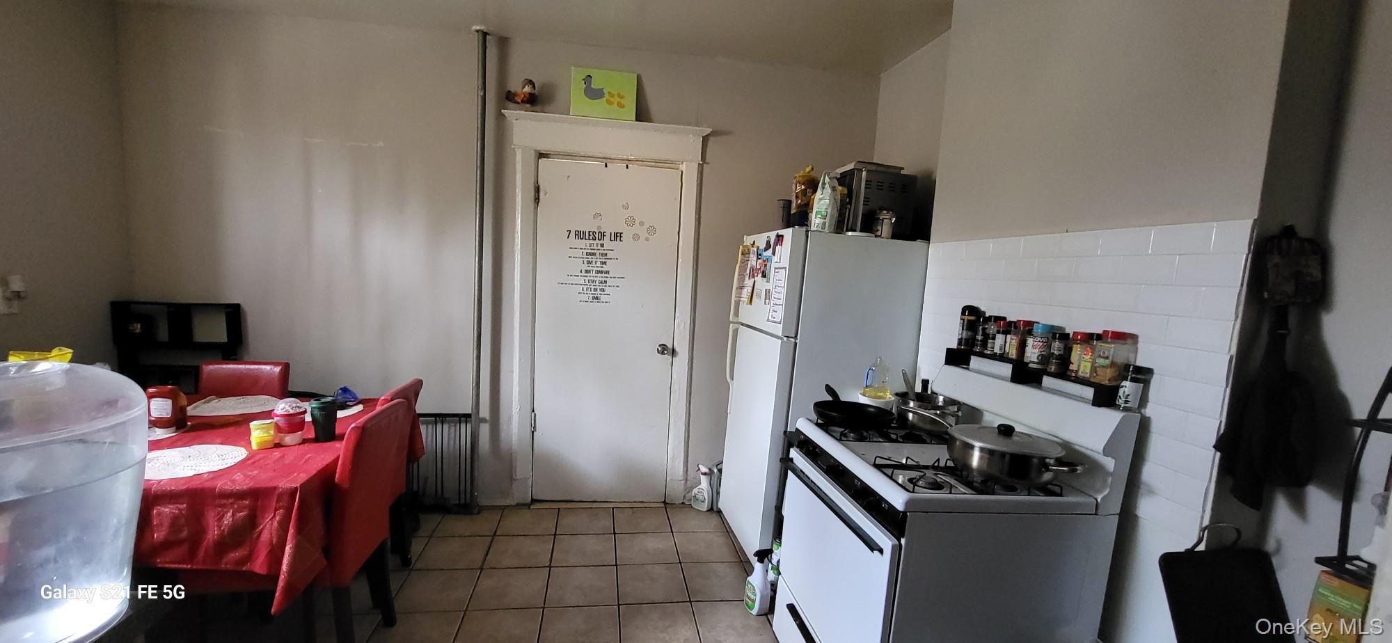 41-43 Currans, Yonkers, NY 10701