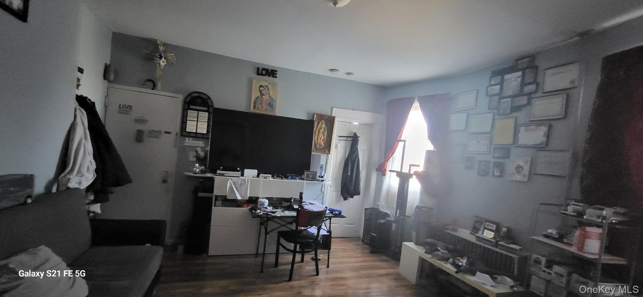 41-43 Currans, Yonkers, NY 10701