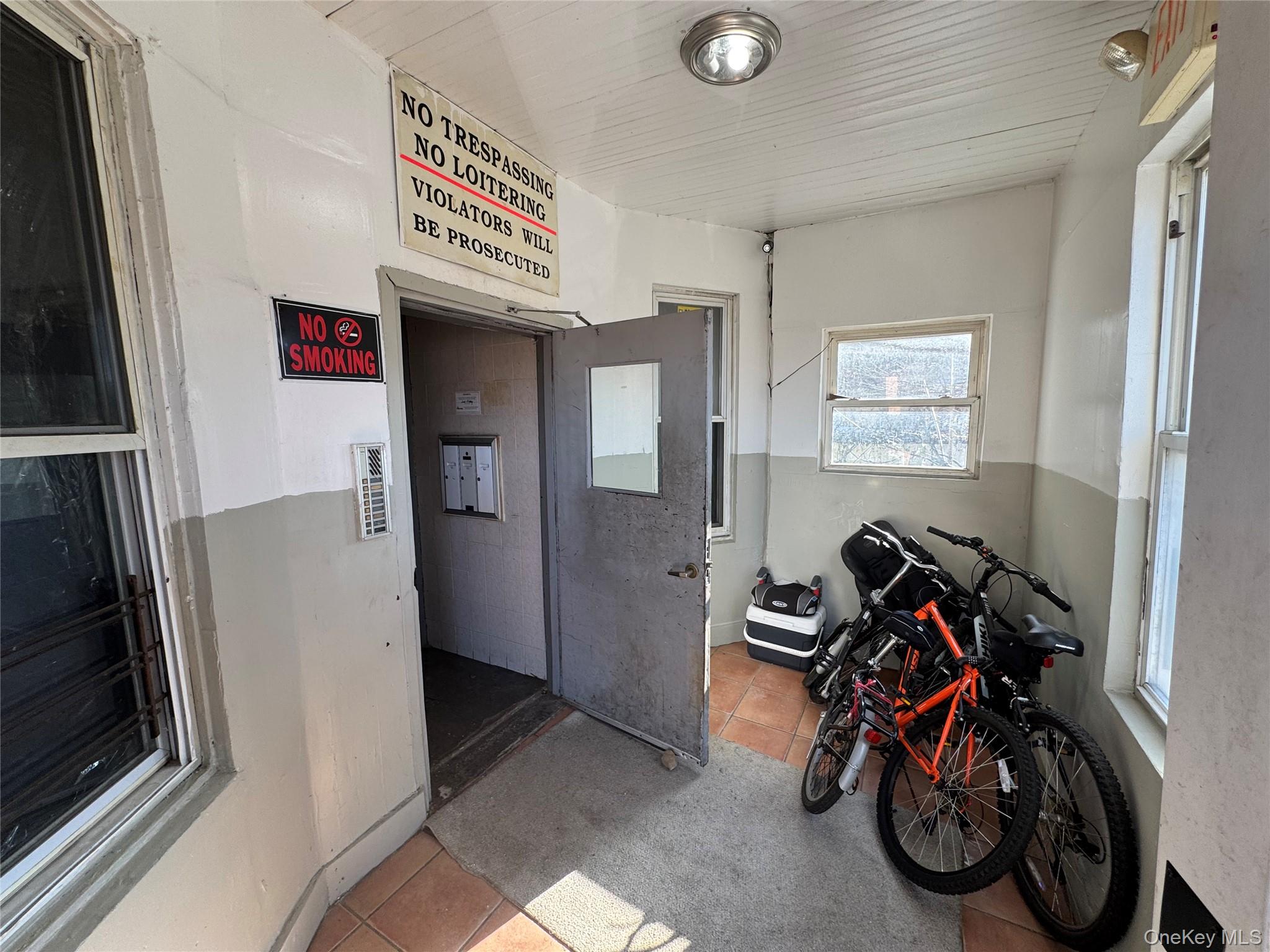 41-43 Currans, Yonkers, NY 10701