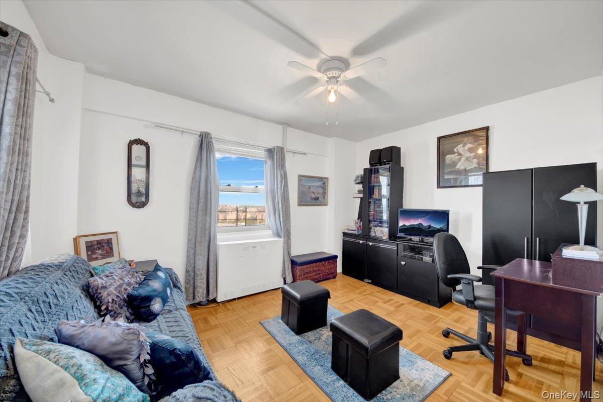 4 Fordham Hill Oval # 16C, Bronx, NY 10468