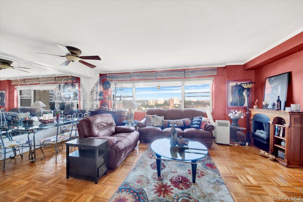 4 Fordham Hill Oval # 16C, Bronx, NY 10468