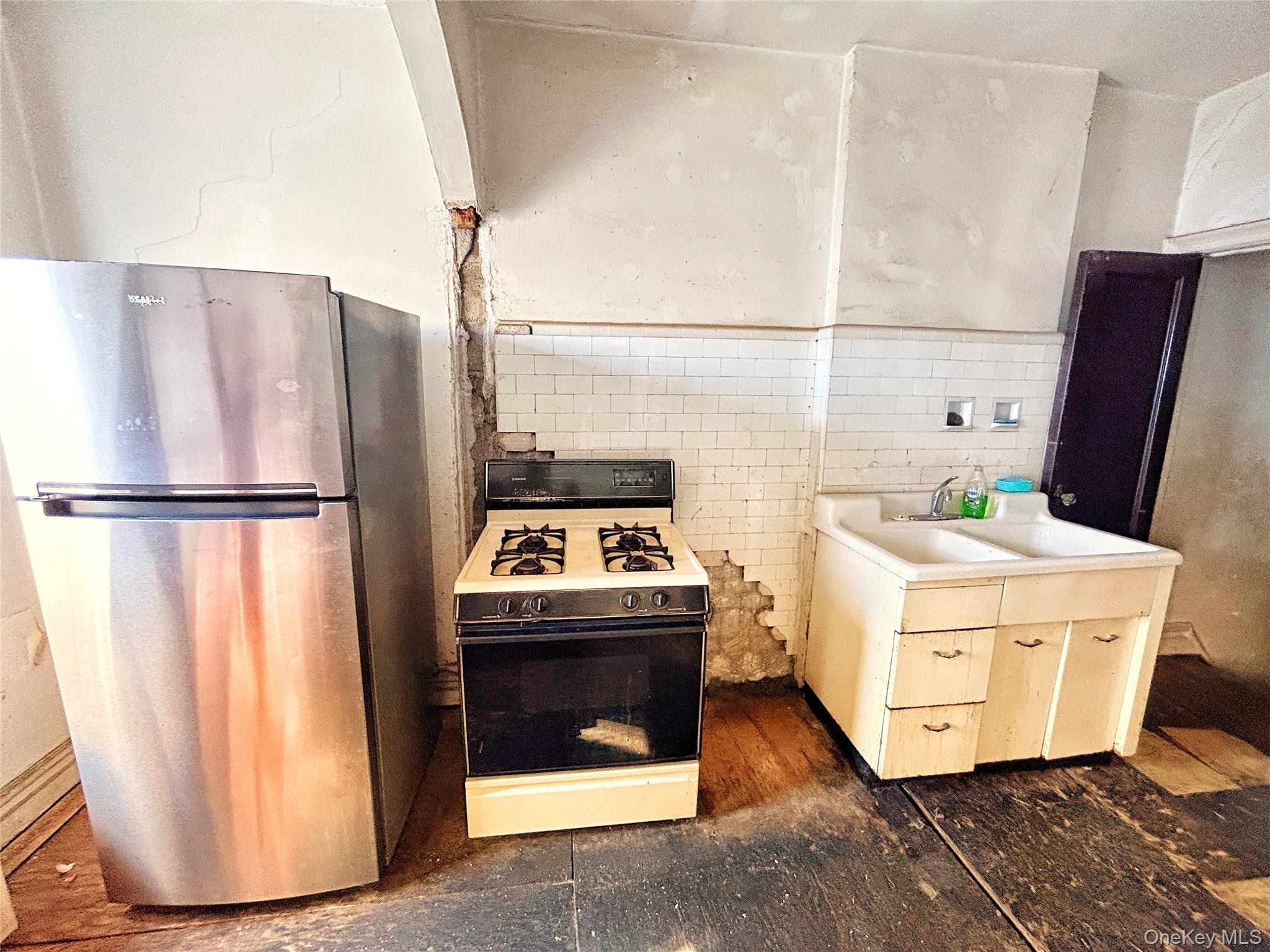 2610 Avenue T, Brooklyn, NY 11229