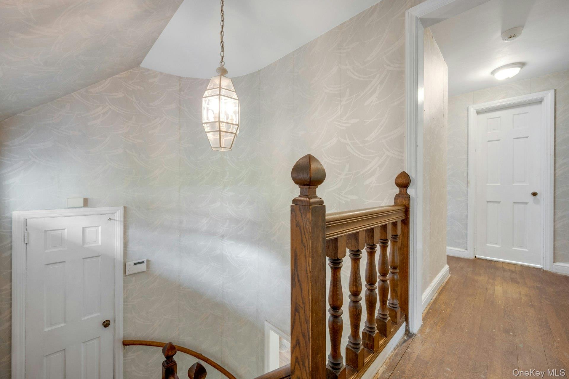 13 Barksdale Road, White Plains, NY 10607