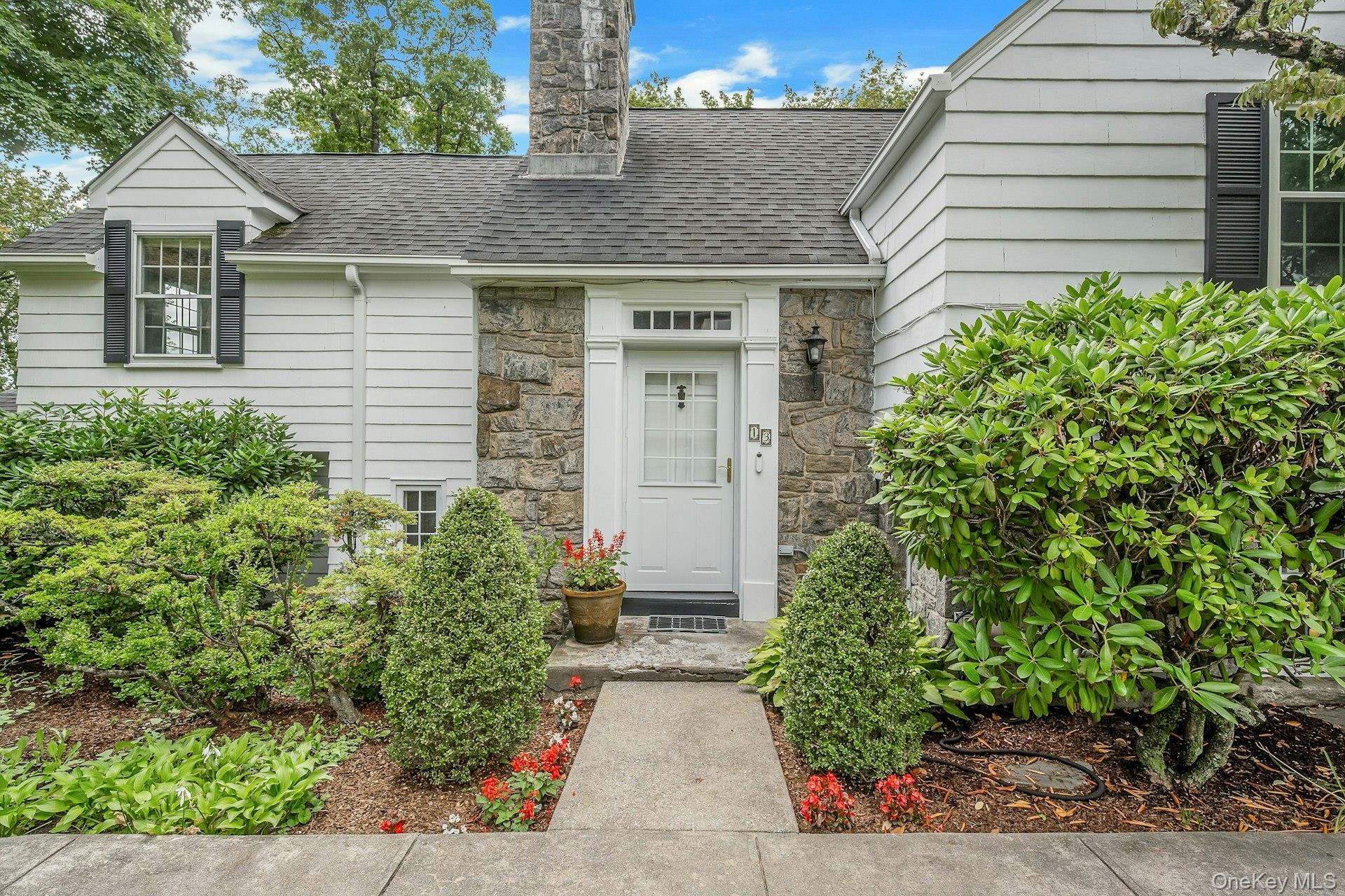 13 Barksdale Road, White Plains, NY 10607