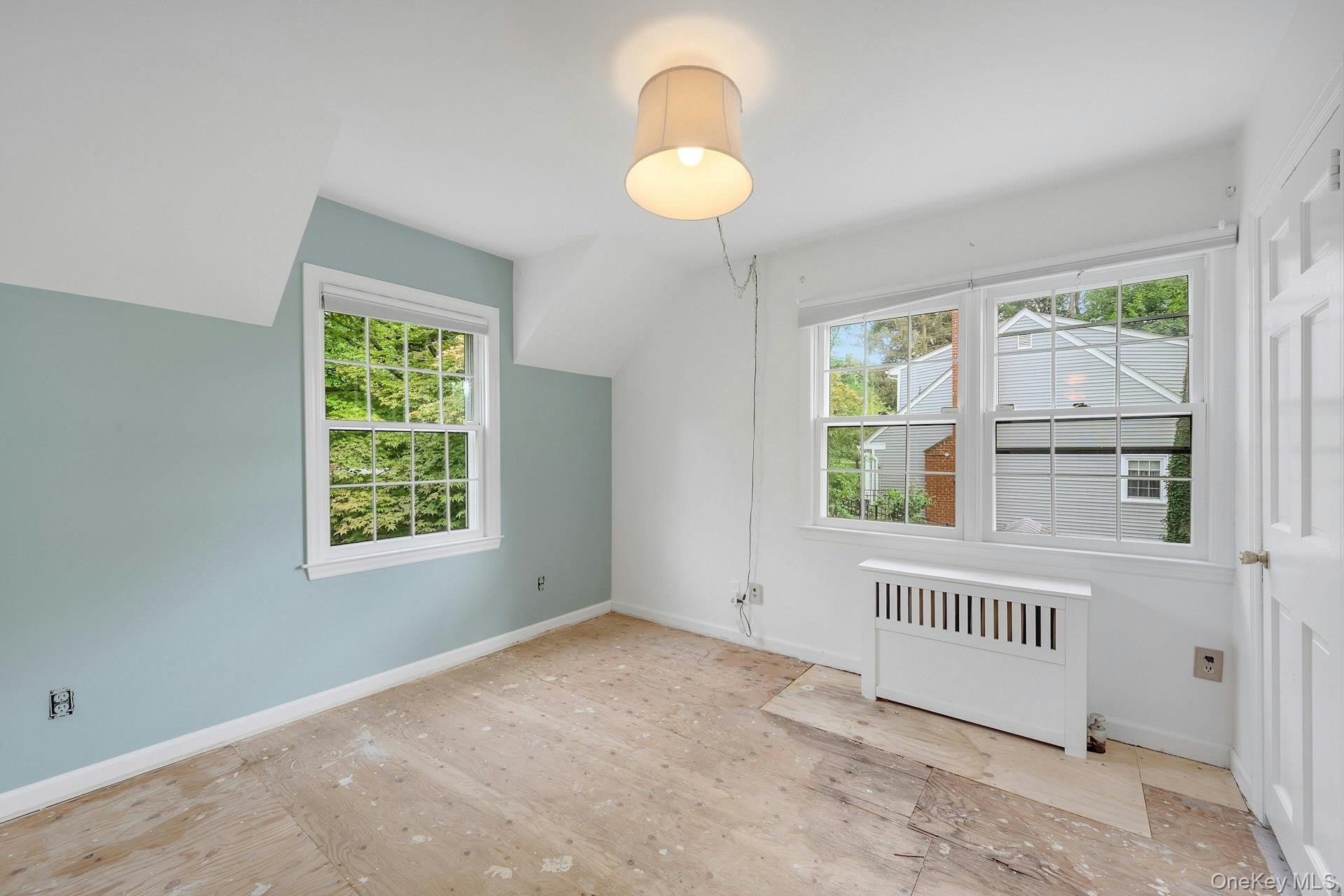 13 Barksdale Road, White Plains, NY 10607