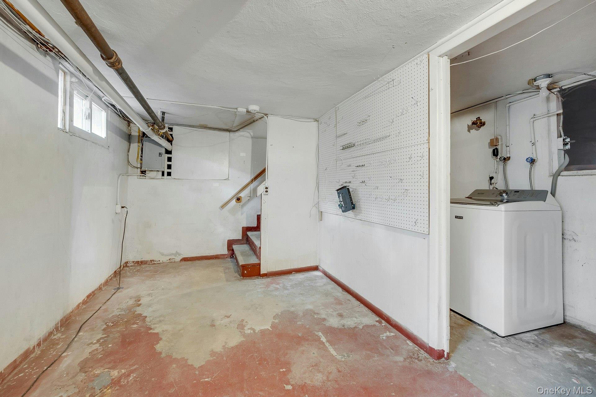 13 Barksdale Road, White Plains, NY 10607