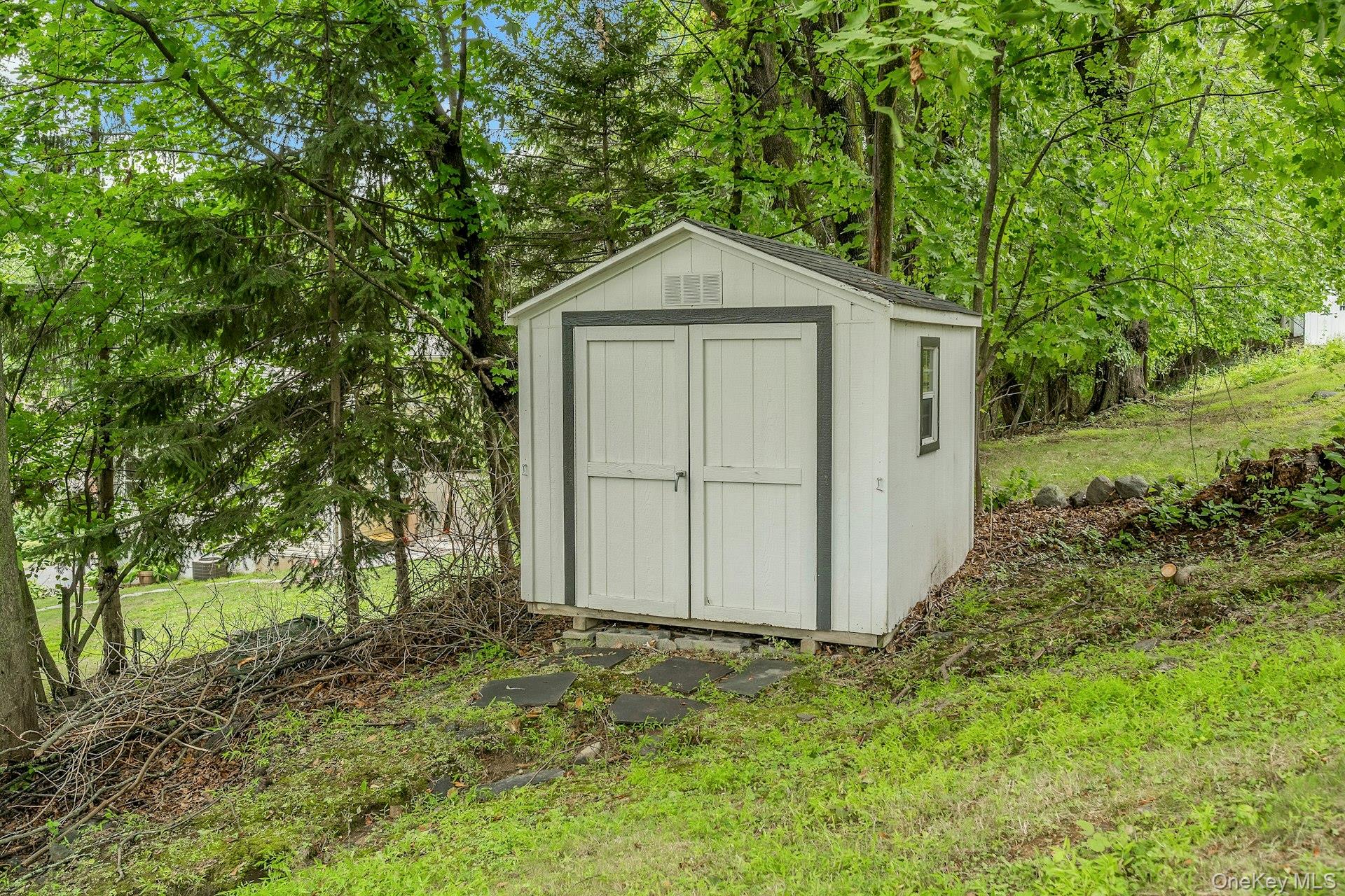 13 Barksdale Road, White Plains, NY 10607