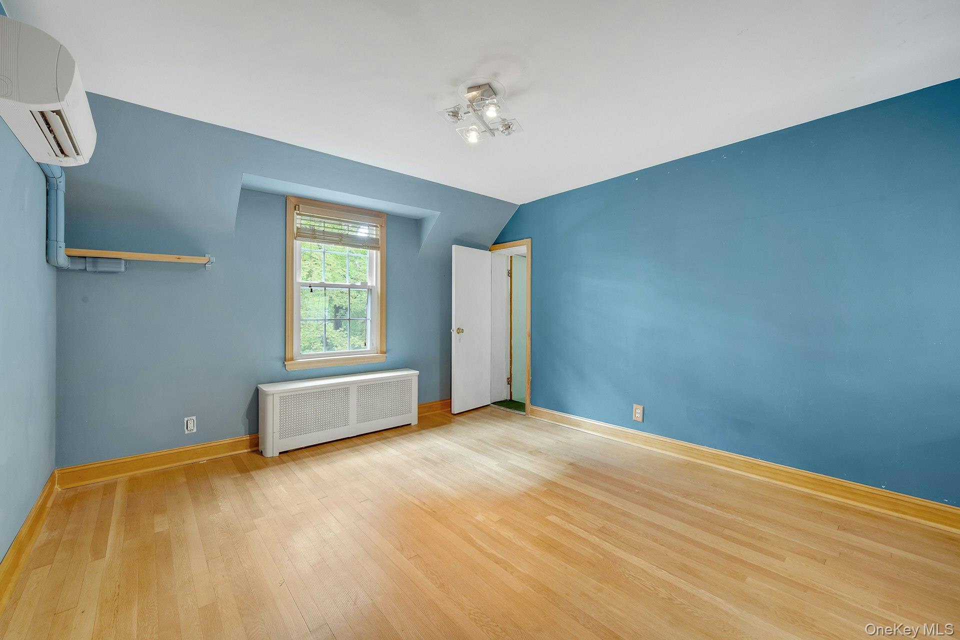 13 Barksdale Road, White Plains, NY 10607