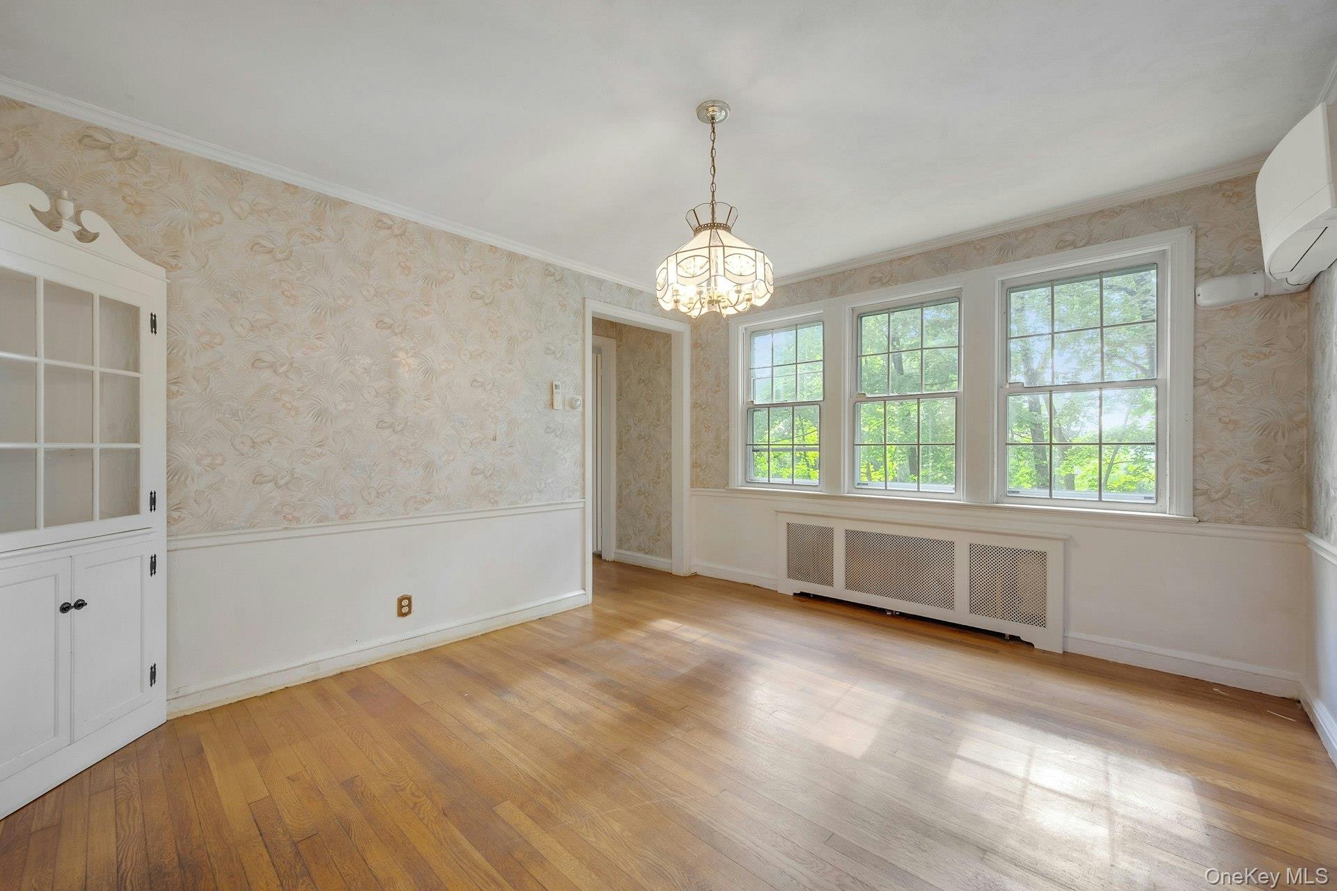 13 Barksdale Road, White Plains, NY 10607