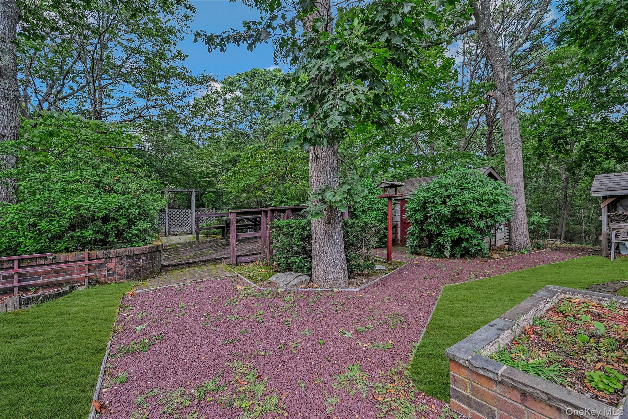 3 Peter Court, Manorville, NY 11949