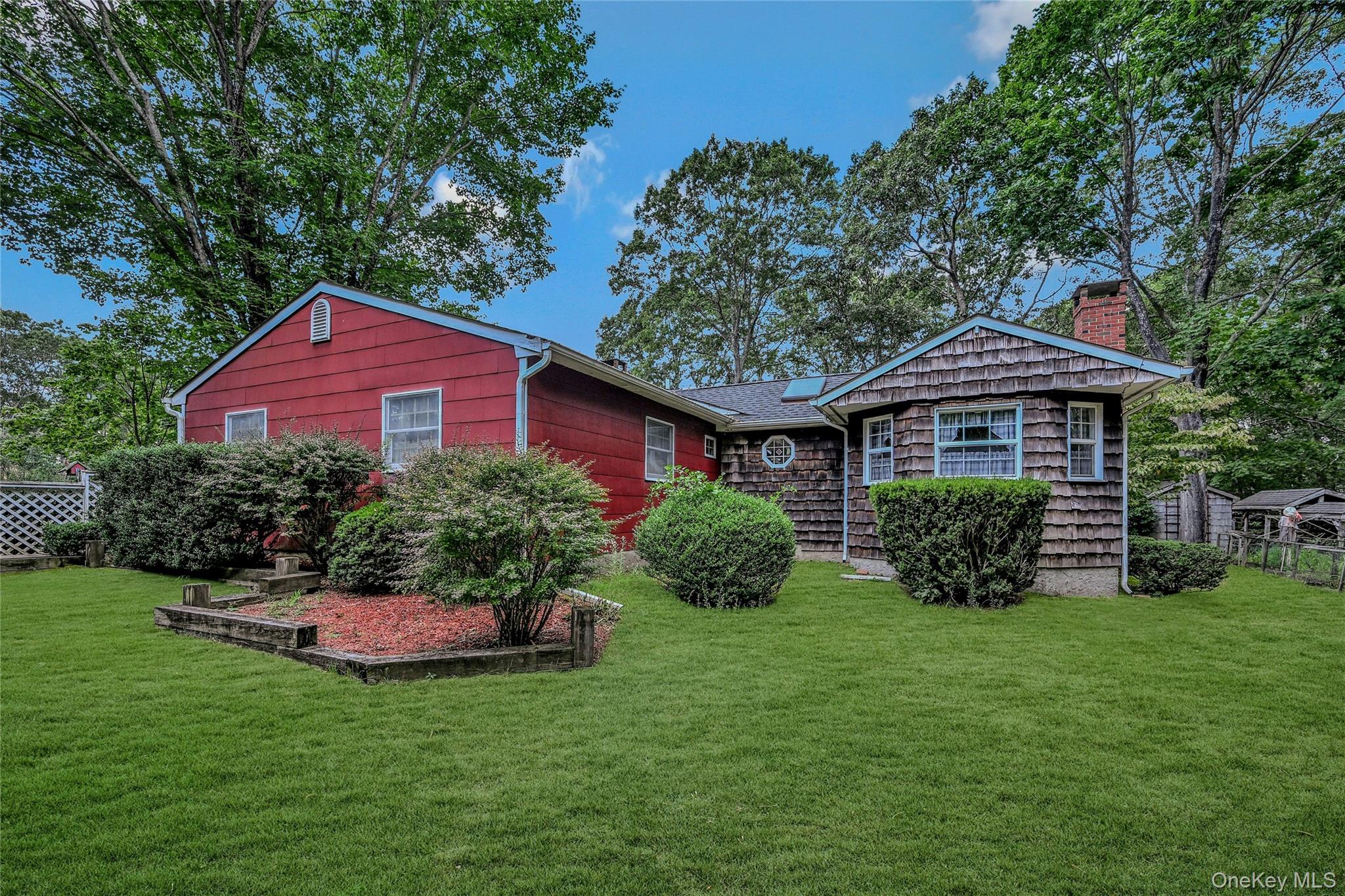 3 Peter Court, Manorville, NY 11949