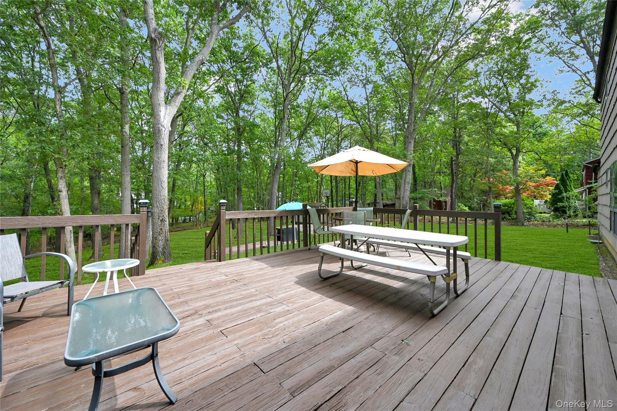 15 Hastings Drive, Ridge, NY 11961