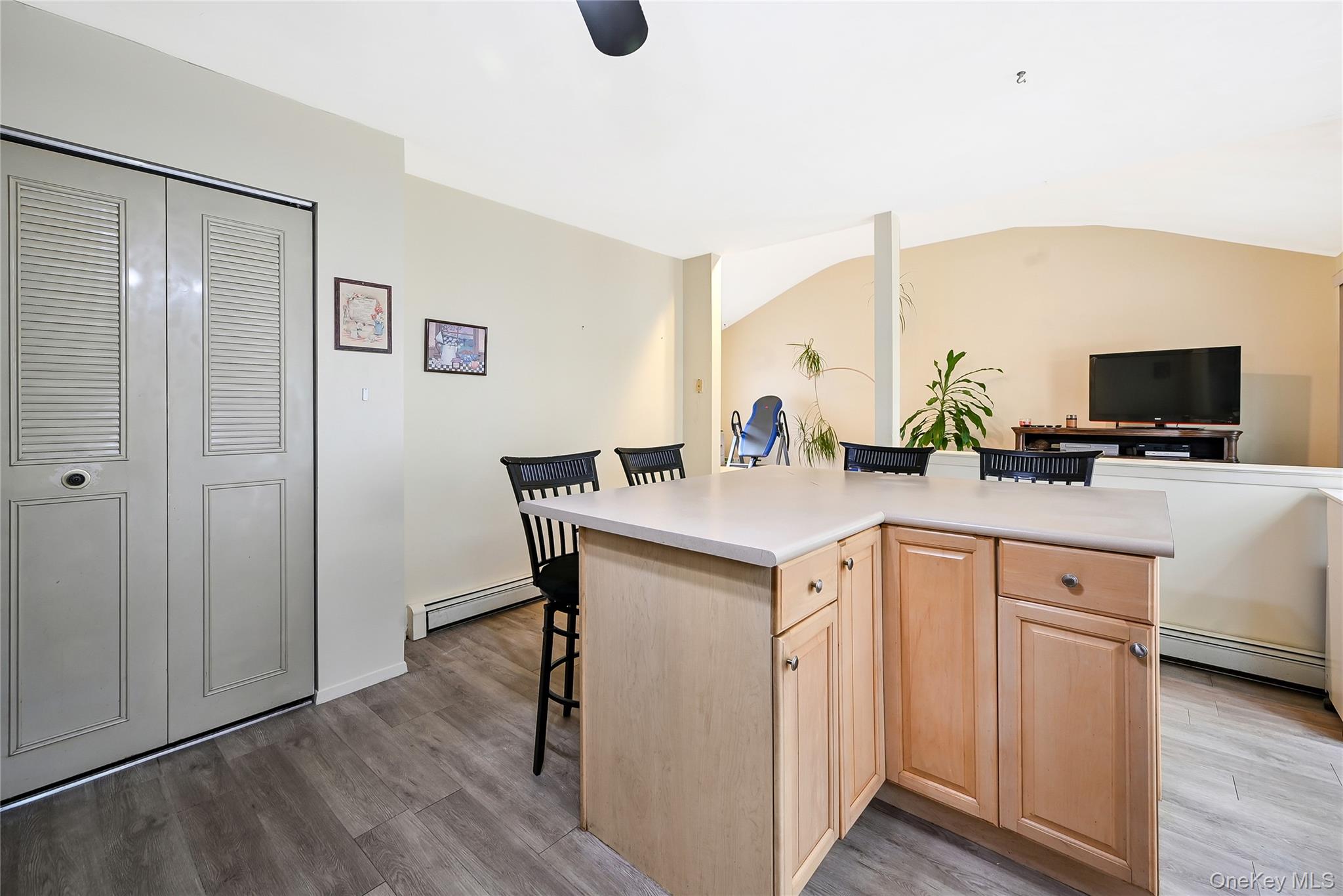 15 Hastings Drive, Ridge, NY 11961